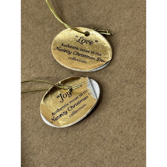 Thomas Kinkade Hawthorne Village Nativity Figures 2 Angel ornament LOVE JOY - Picture 7 of 7